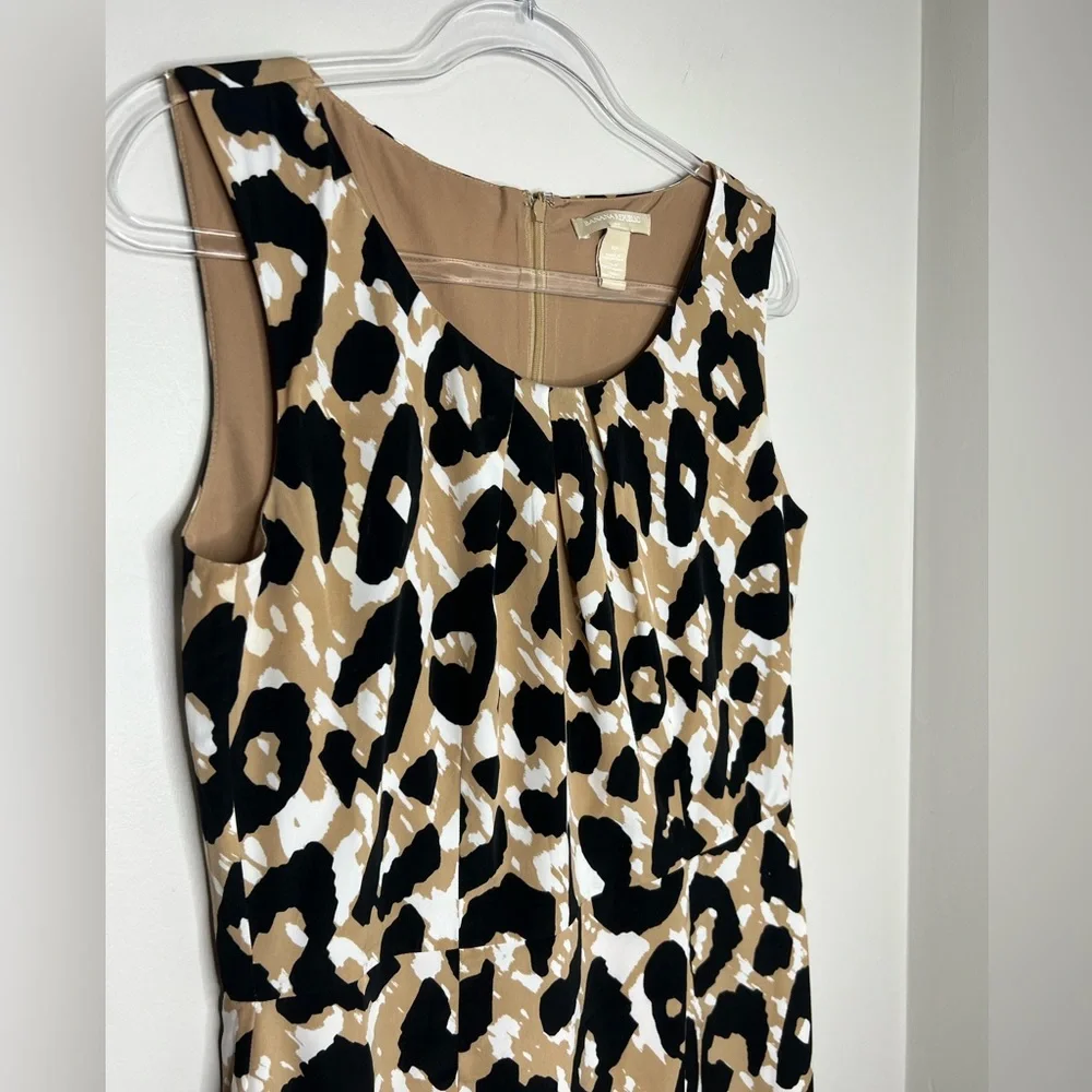 Banana Republic cheetah/leopard print black/tan/white dress. Size - 10. Pleats. - Picture 3 of 5
